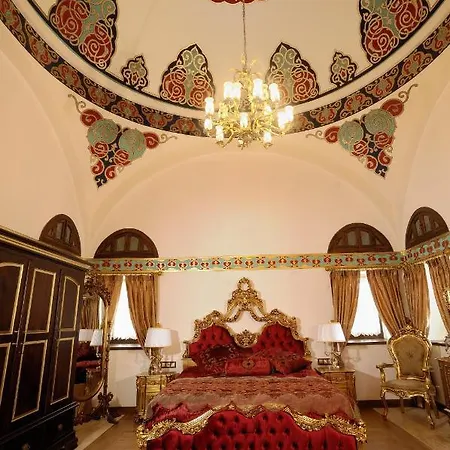 Kanuni Kervansaray Historical Hotell Çeşme