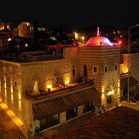 Kanuni Kervansaray Historical Hotel Çeşme