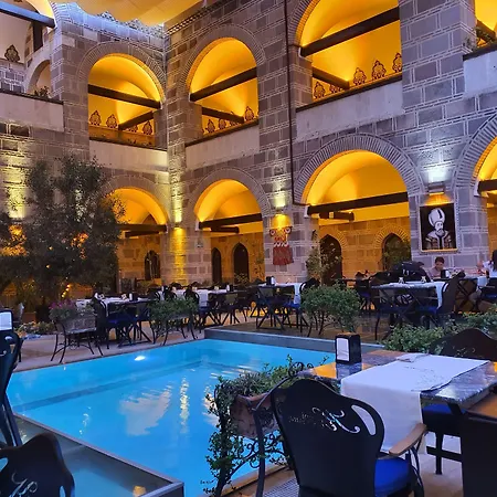 Kanuni Kervansaray Historical Çeşme