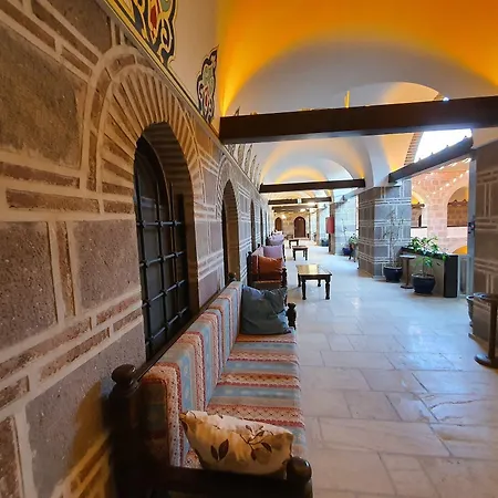 Kanuni Kervansaray Historical Çeşme