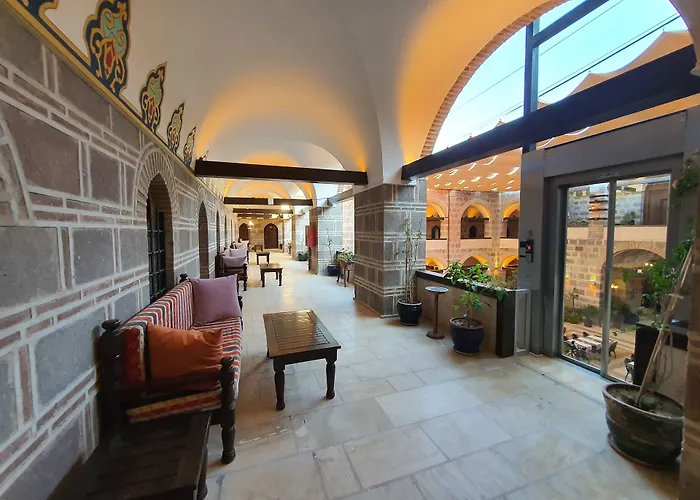 Kanuni Kervansaray Historical Çeşme