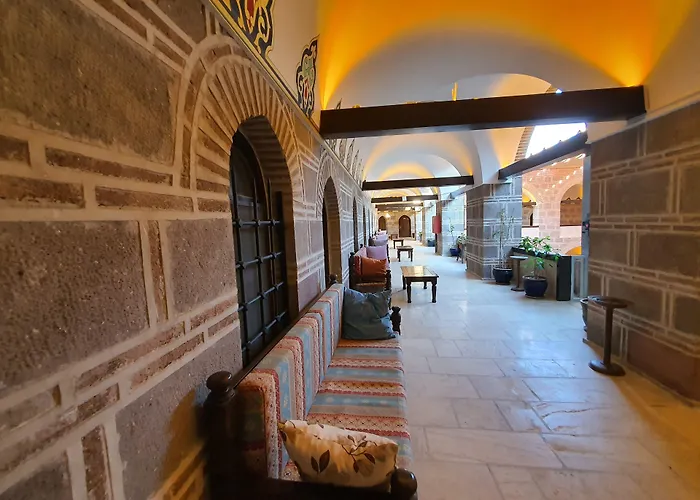 Hotell Kanuni Kervansaray Historical Çeşme