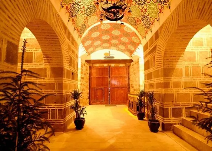 Kanuni Kervansaray Historical Hotell Çeşme
